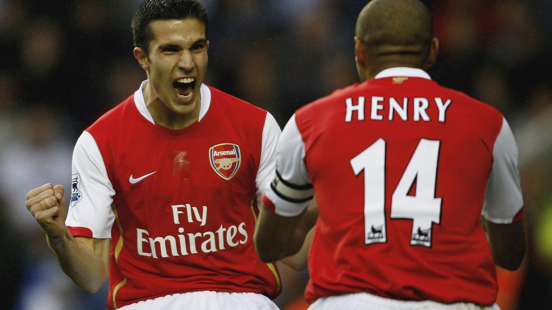 赛道上的权力游戏，皮亚斯特里统治全场，红牛车队惊天翻盘索伯车队